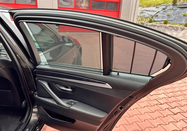 BMW Seria 5 cena 72900 przebieg: 198339, rok produkcji 2015 z Międzylesie małe 631